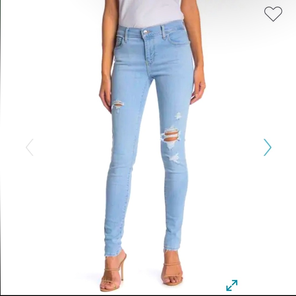 Levi’s 710 Distressed Super Skinny Jeans-28/30